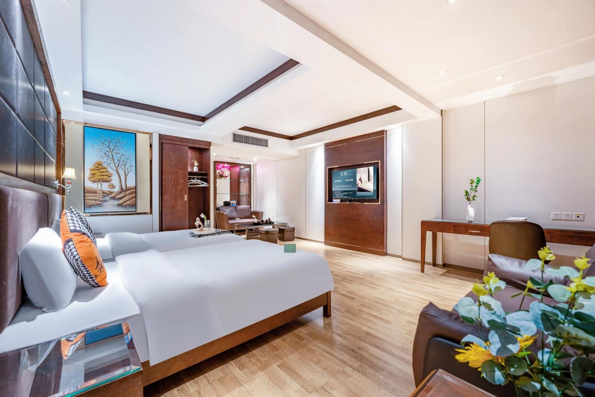 Henghe Selected S Design Hotel - Flagship Store Of Guangzhou Baiyun Railway Station International Convention Center--Reputation Preferred Exteriör bild